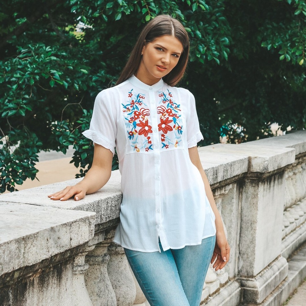 Alissa Embroidered Top